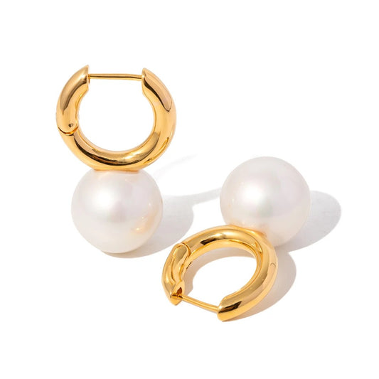 Dara Pearl Earrings